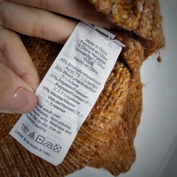 MADEWELL Pointelle Bubble sleeve Women's Sweater. - Picture 4 of 7